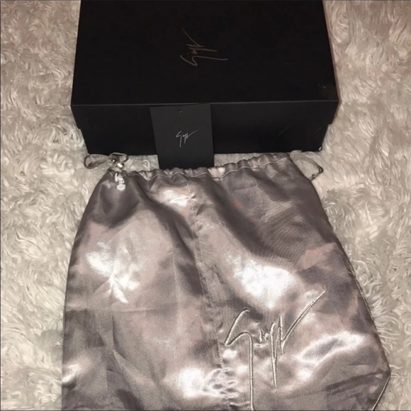 🦜Giuseppe Zanotti Sandals🦜 - Picture 7 of 8